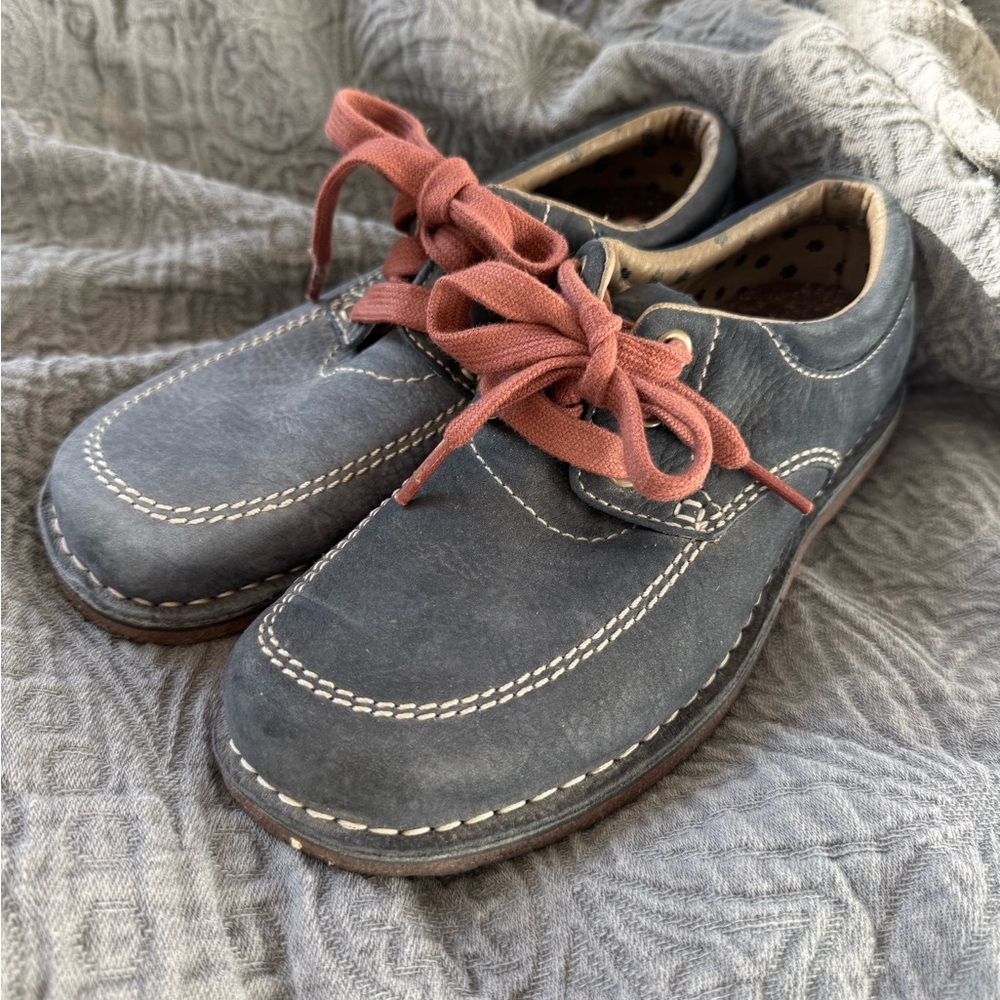 Simple Women’s Blue Suede Leather Oxfords with Rust Colored Laces